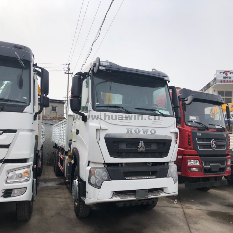 Camion de fret SINOTRUK A7/T7 10 roues 6X4