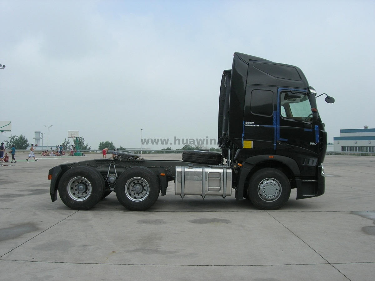Camion tracteur Sinotruk HOWO A7 336HP 4X2